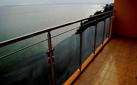 Coral Beach Apartment